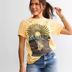 Buckle The Doors Waiting For The Sun Distressed Graphic Band Tee. Size Medium